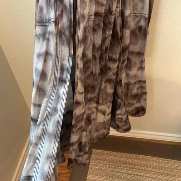 Anthropologie Pilcro Parasail Relaxed Midi Dress Grey Motif - Picture 5 of 10